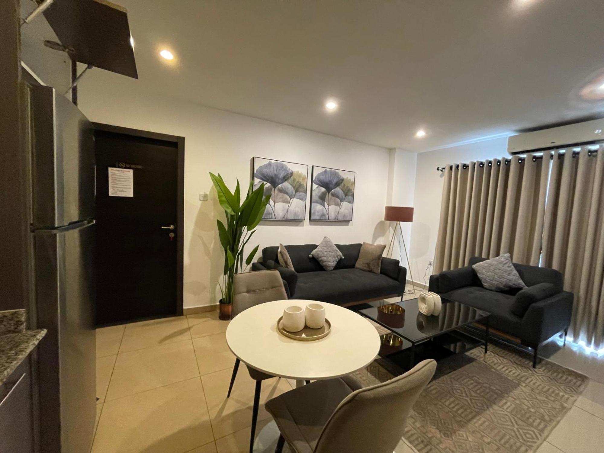 The Gallery Suites By Olive Gold อักกรา ภายนอก รูปภาพ